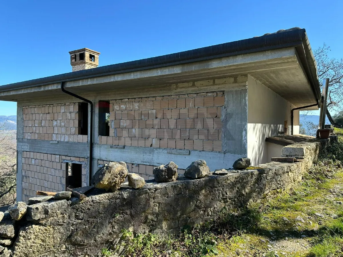 Nuove costruzioni in vendita a Montaquila - foto 8
