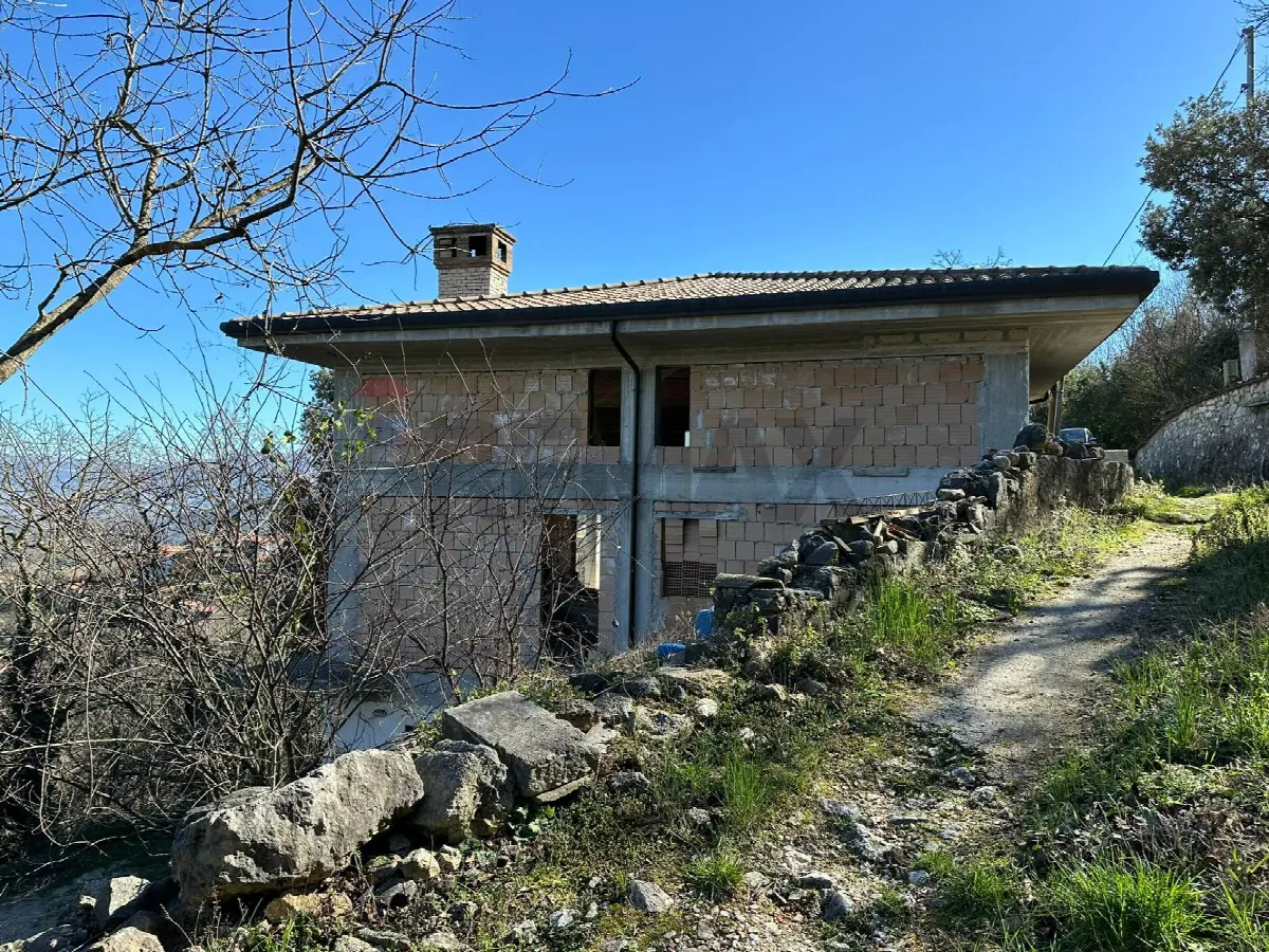 Nuove costruzioni in vendita a Montaquila - foto 9