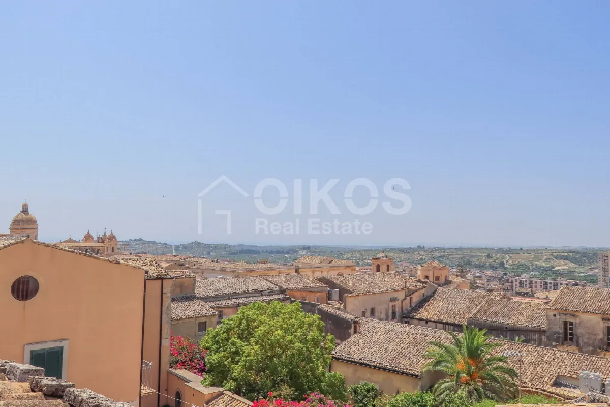 Appartamento in vendita a Noto, Piano Alto- Centro Storico - foto 4