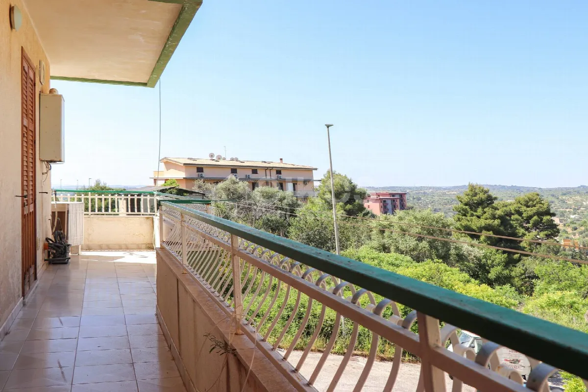 Appartamento in vendita a Noto, Piano Alto - foto 3