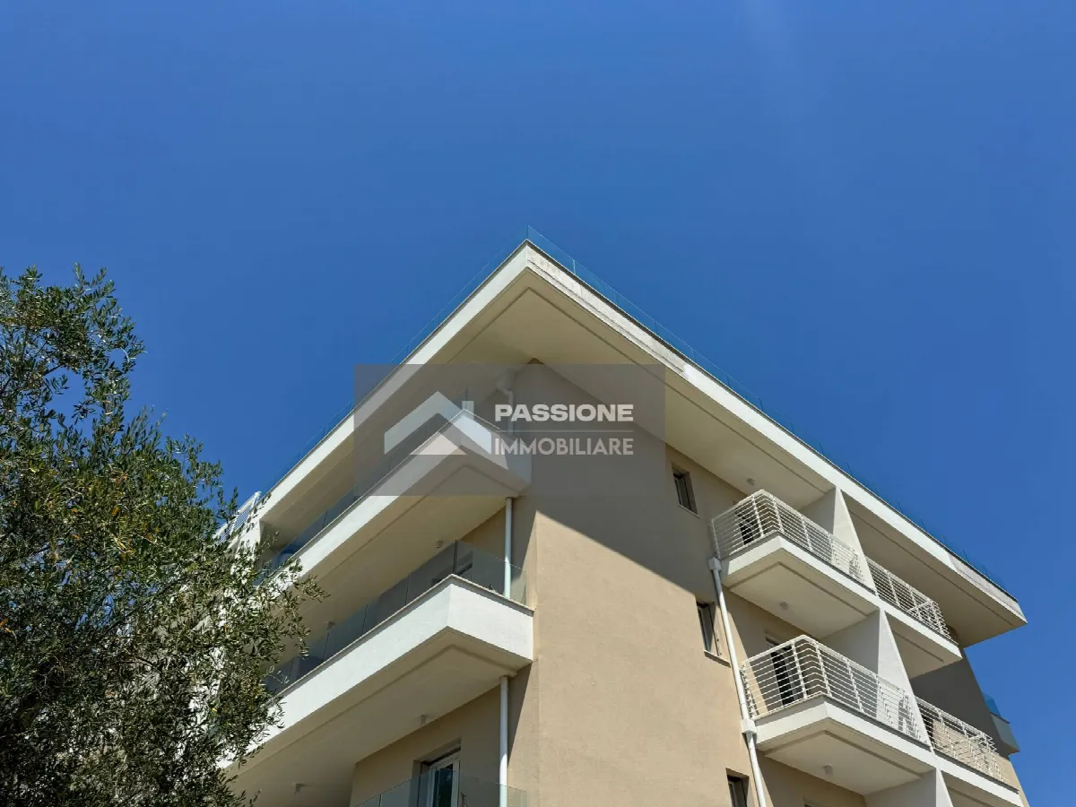 Appartamento in vendita a Martinsicuro, Villa Rosa - foto 1