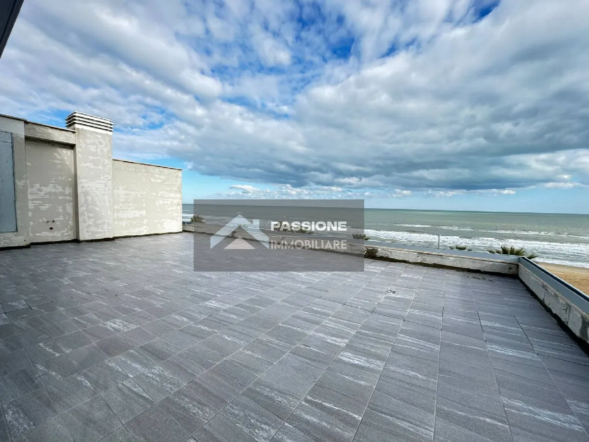 Appartamento in vendita a Tortoreto, Zona Mare - foto 2