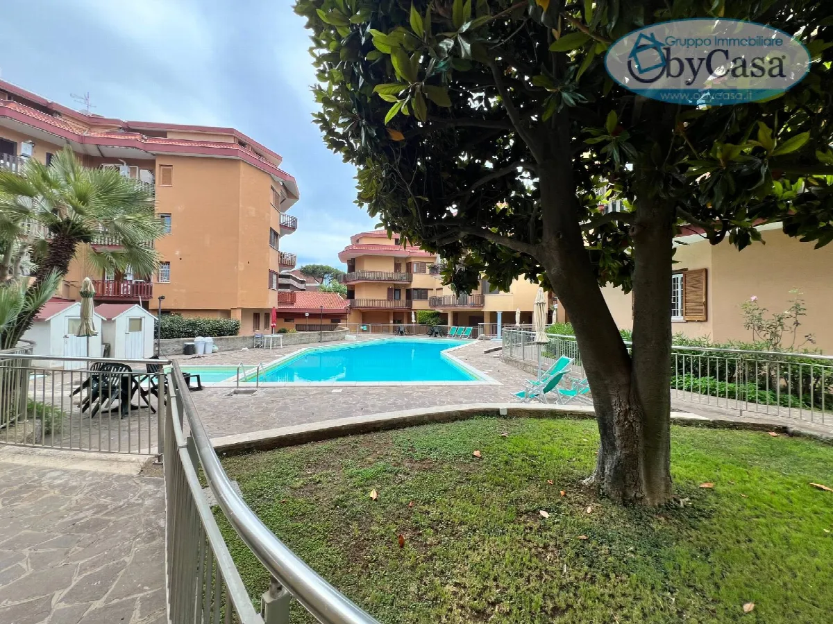 Appartamento 3 locali in vendita a Ladispoli, Marina San Nicola - foto 2