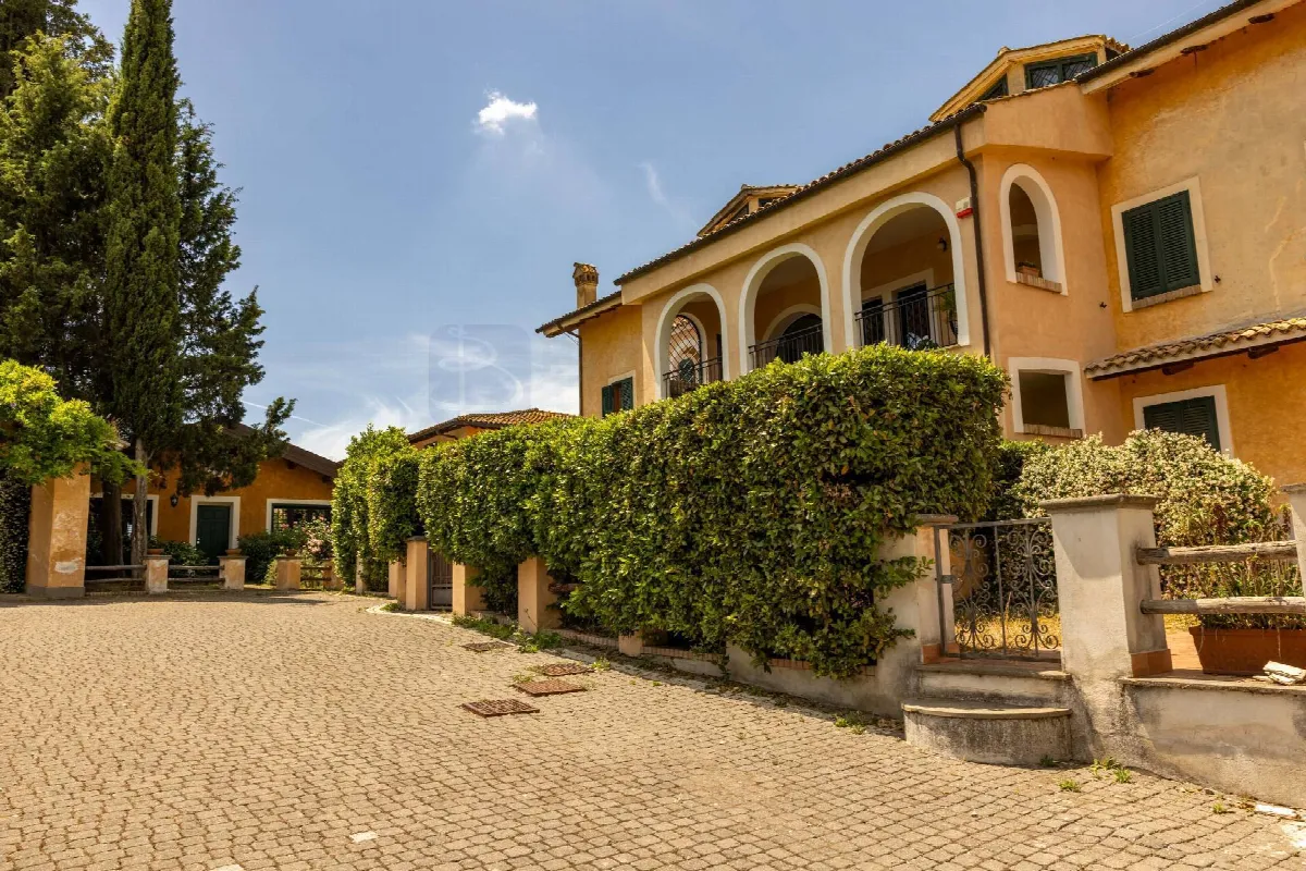 Appartamento in vendita a Nepi, Settevene - foto 1