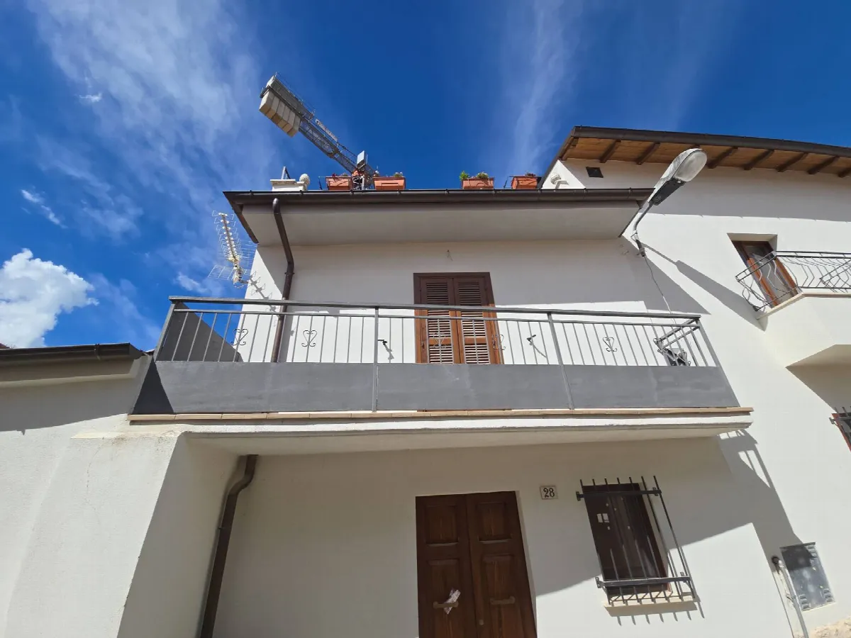Appartamento in vendita a L'Aquila, Arischia - foto 1
