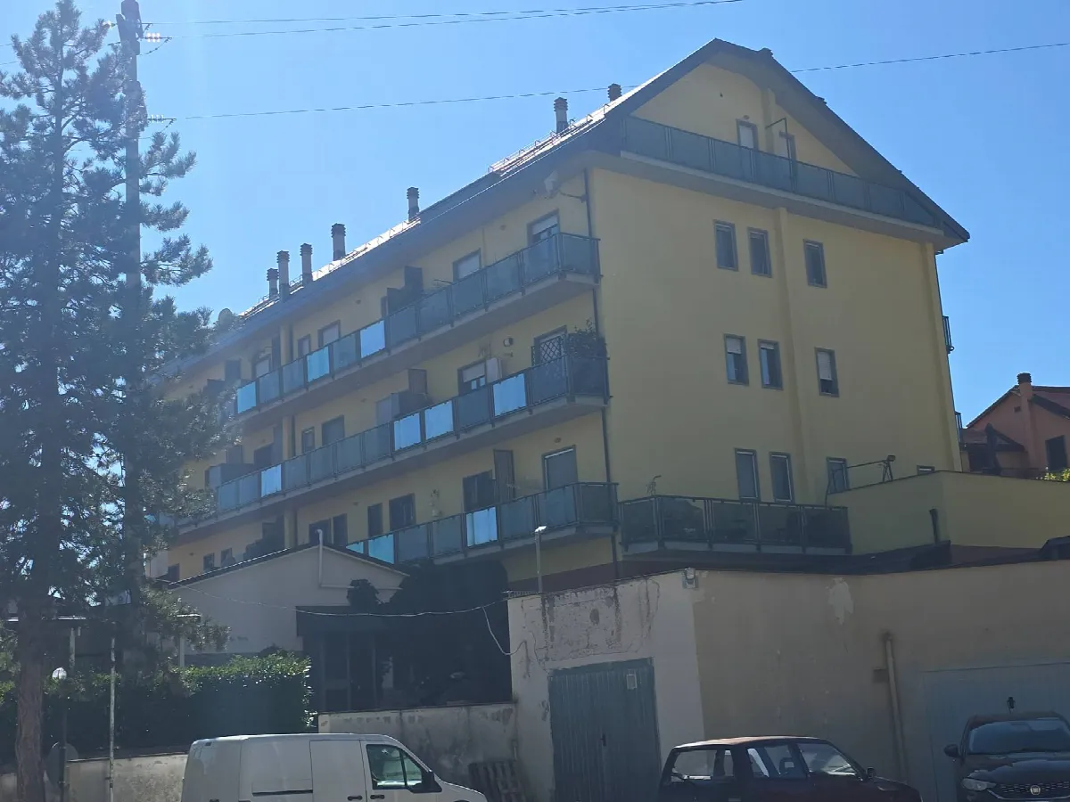 Appartamento in vendita a L'Aquila, Pettino - foto 2