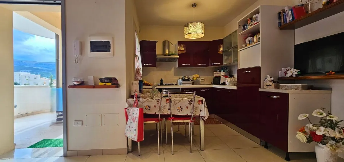 Appartamento in vendita a L'Aquila, Via della Croce Rossa - foto 4