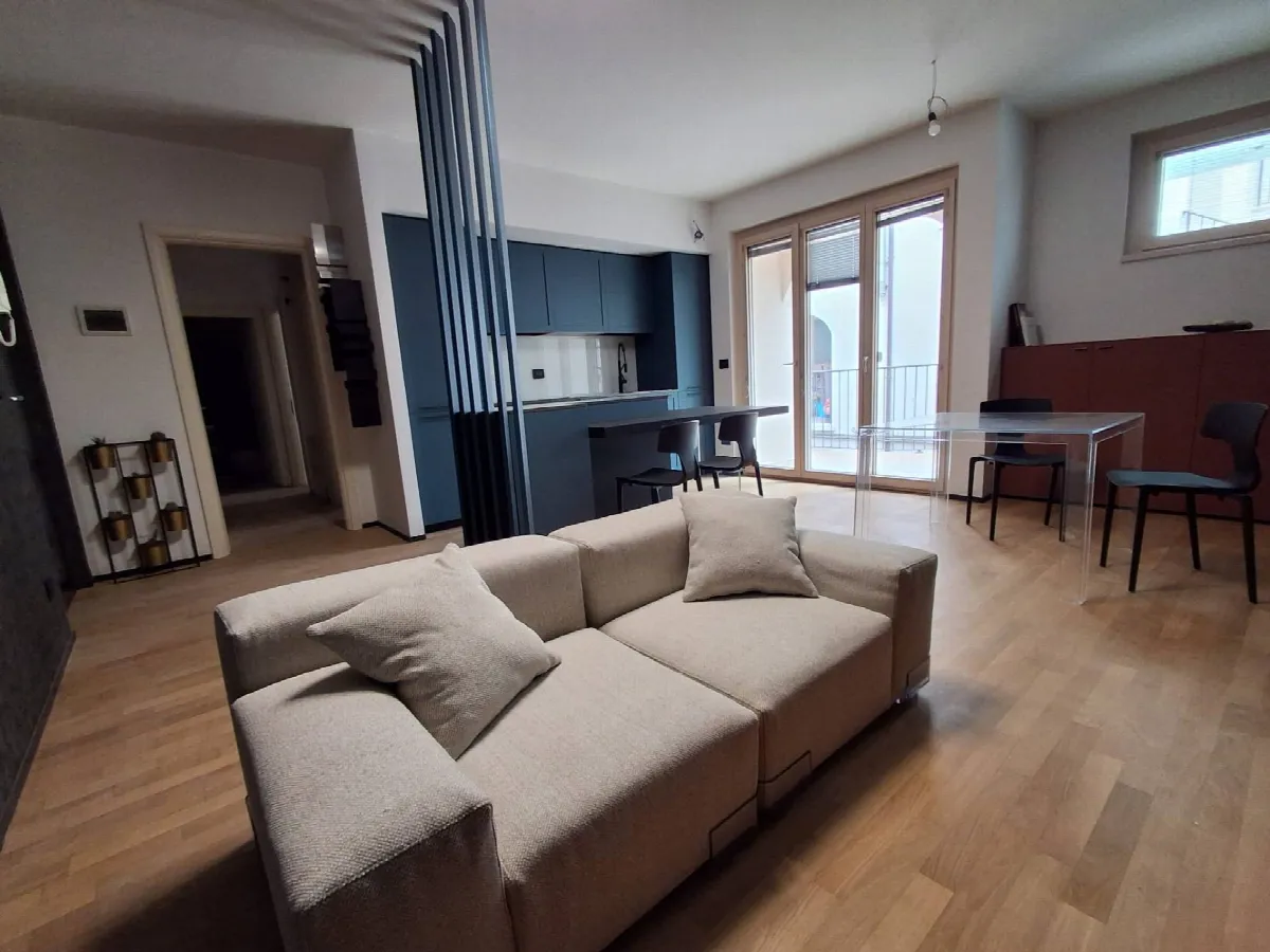 Appartamento in vendita a L'Aquila, Centro storico - foto 1