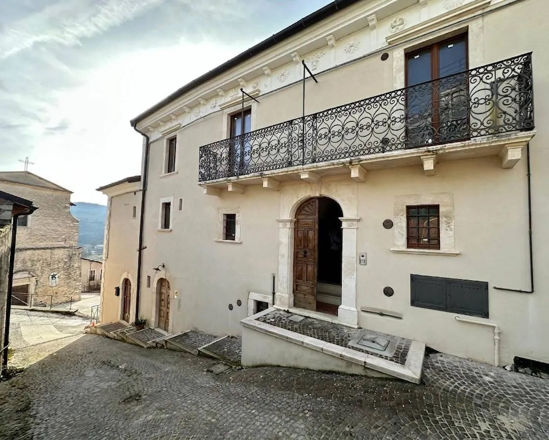 Appartamento in vendita a Prata d'Ansidonia, Prata D'Ansidonia - foto 1
