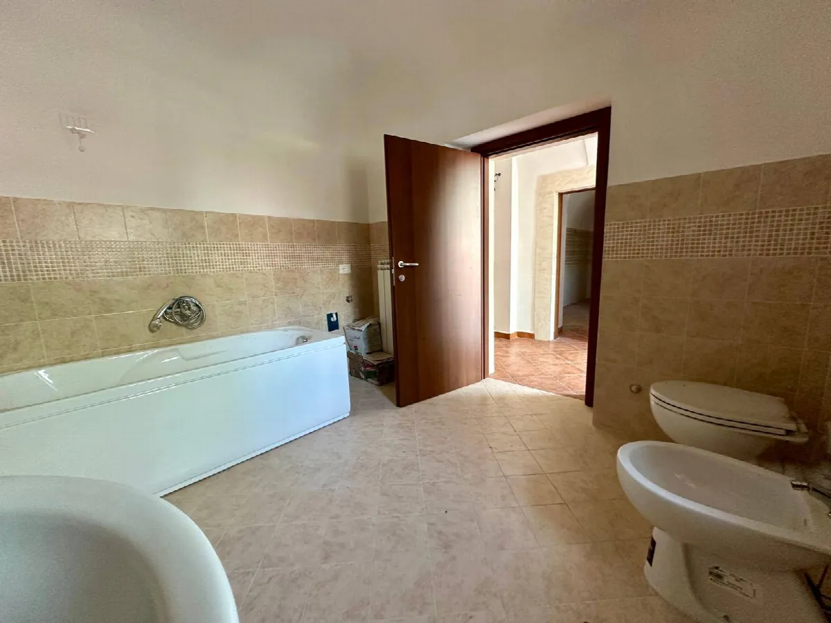Appartamento in vendita a Prata d'Ansidonia, Prata D'Ansidonia - foto 10