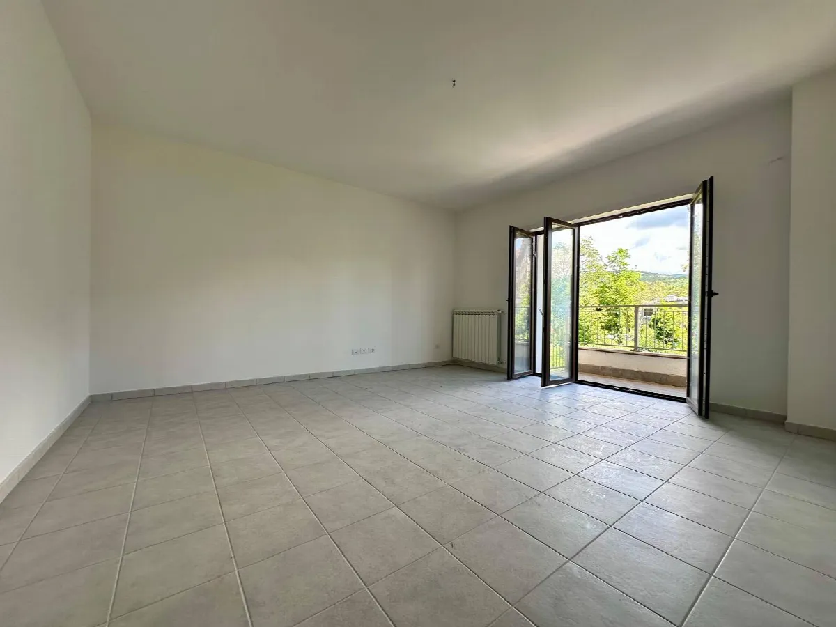 Appartamento in vendita a L'Aquila, Zona Della Rivera - foto 6