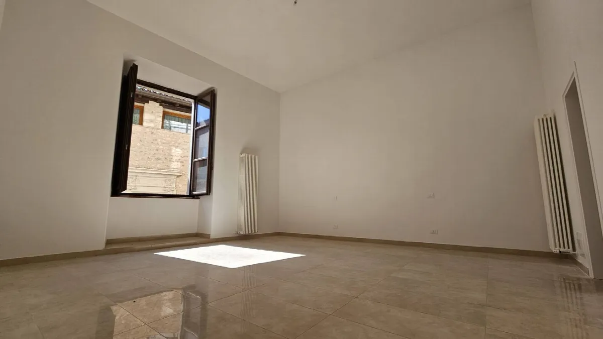 Appartamento in vendita a L'Aquila, Centro storico - foto 7