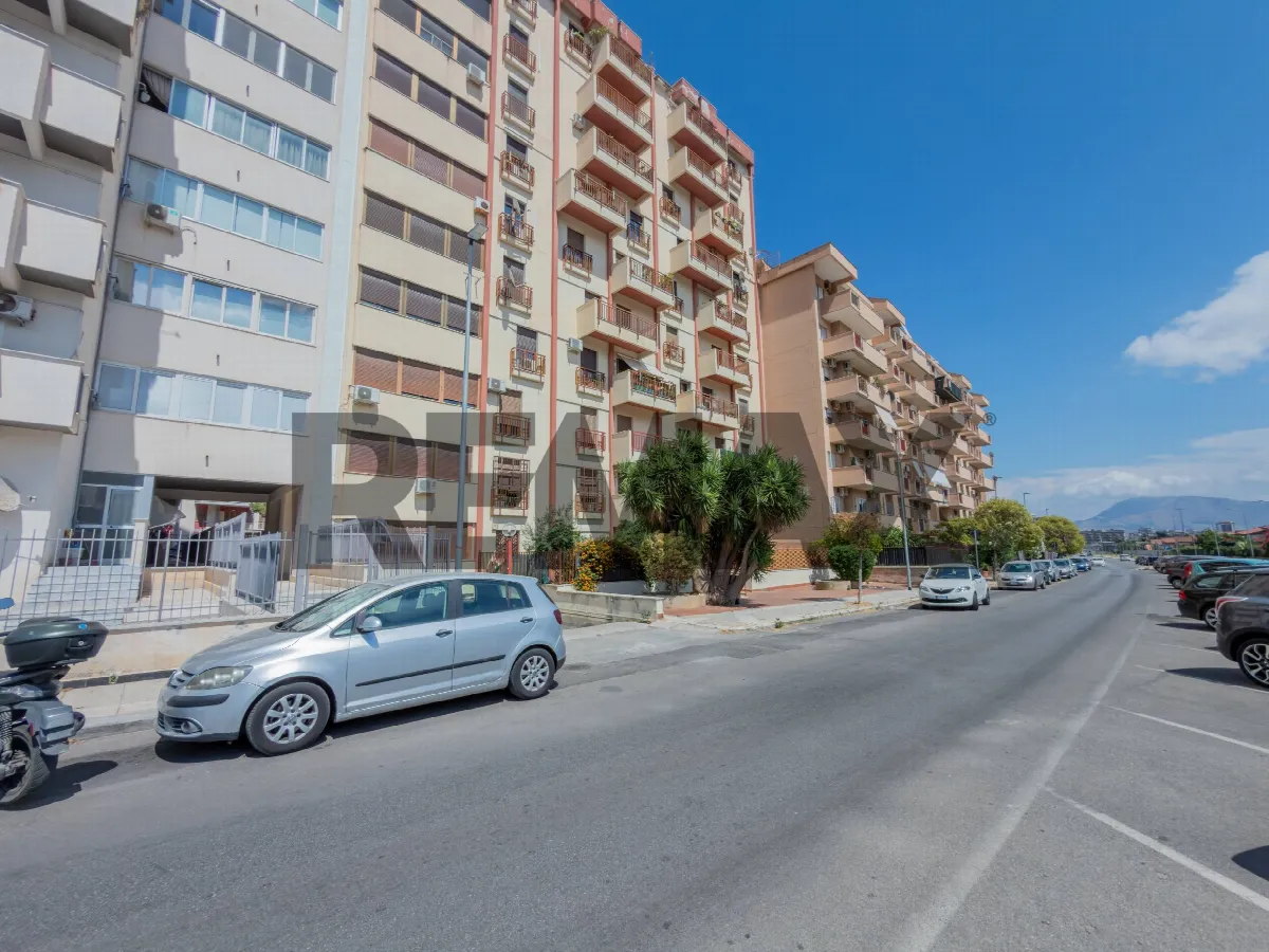 Appartamento in vendita a Palermo, Strasburgo - foto 2