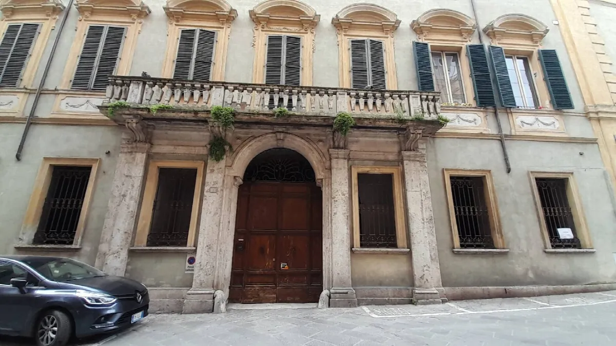 Appartamento in vendita a Siena, Centro storico - foto 2