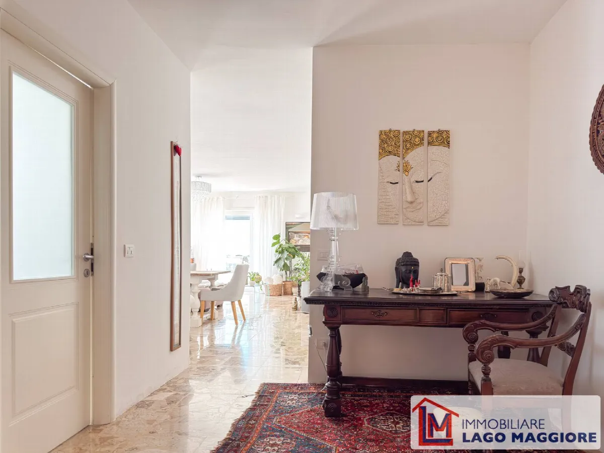Appartamento in vendita a Ispra, Centro paese - foto 3