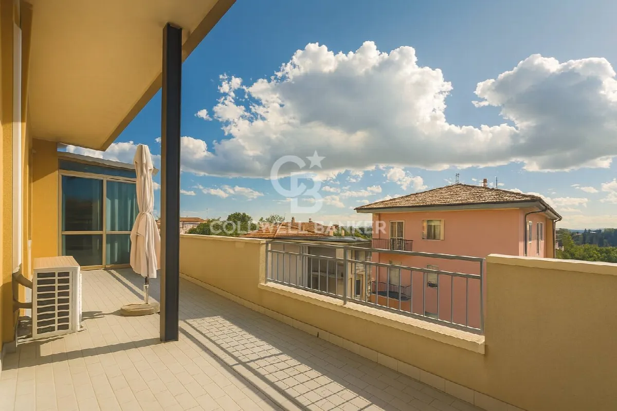Attico in vendita a Rimini, Rivabella - foto 1