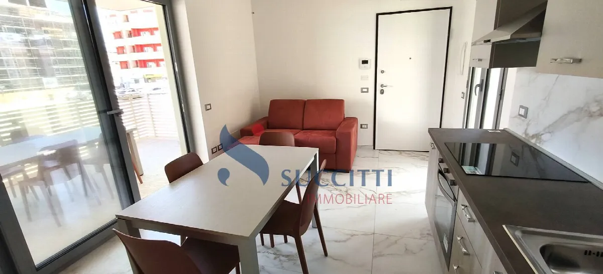 Appartamento in vendita a Alba Adriatica, Zona Mare - foto 2