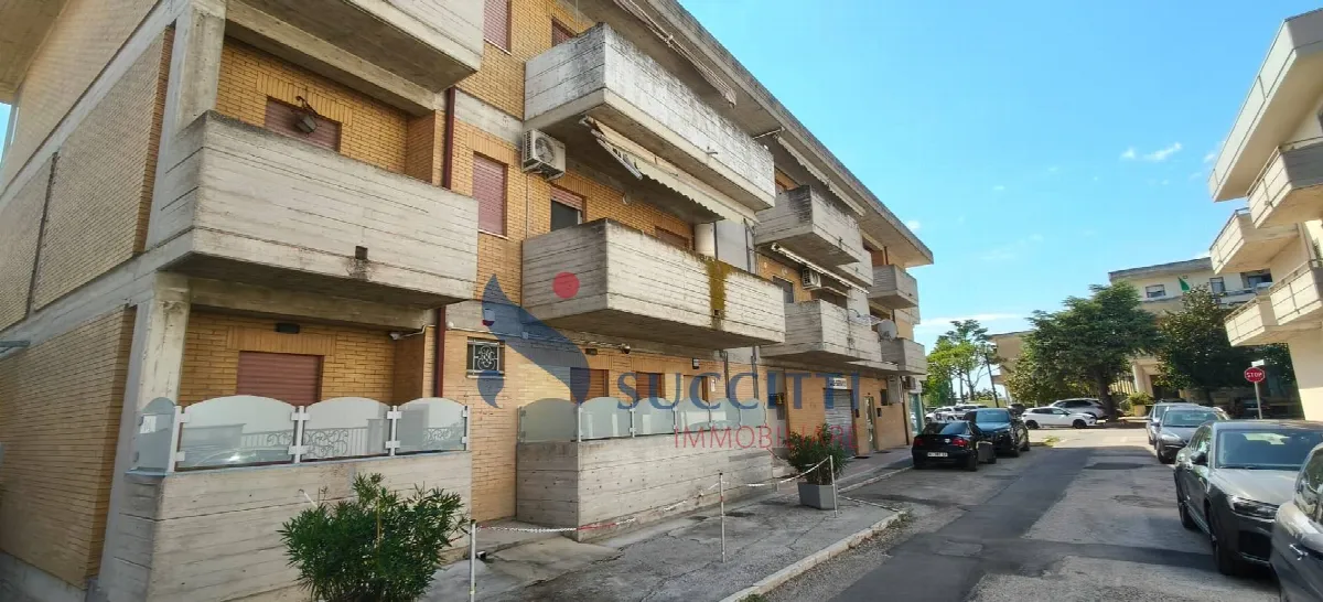 Appartamento in vendita a Martinsicuro, Villa Rosa - foto 1