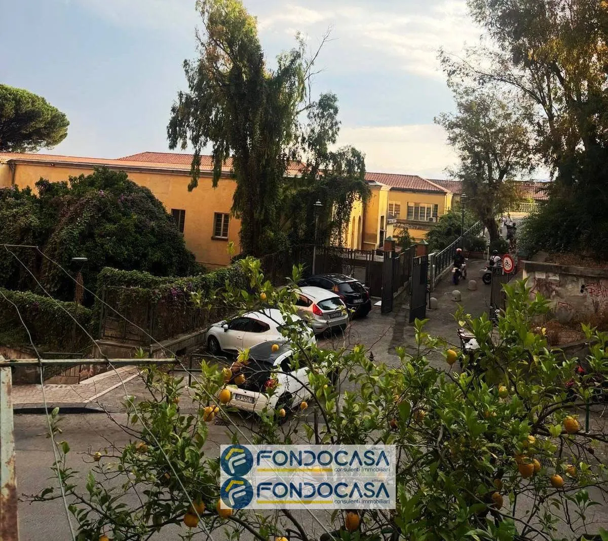 Appartamento in vendita a Salerno, Carmine - foto 1