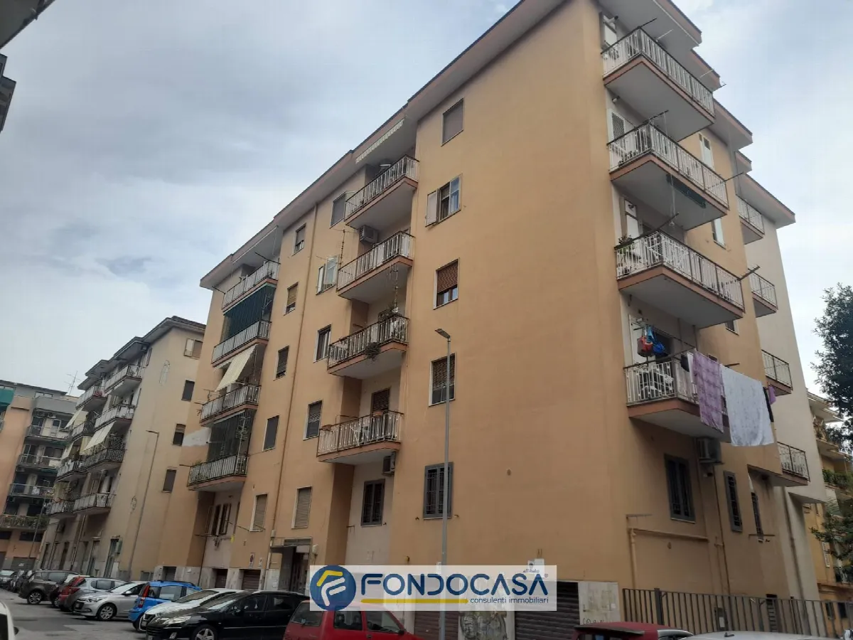 Appartamento in vendita a Salerno, PASTENA - foto 1