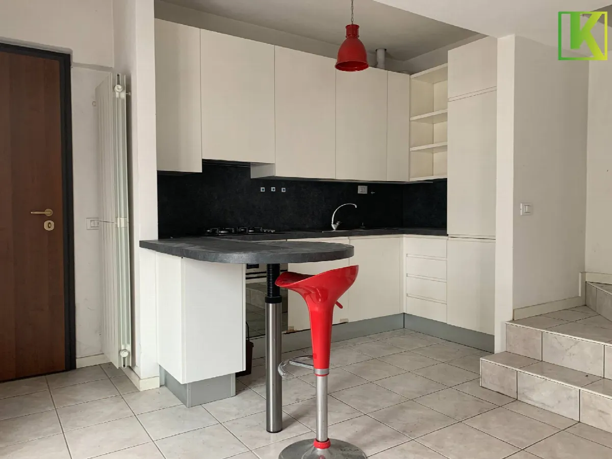 Appartamento Trilocale in vendita a Malnate, San Salvatore - foto 1