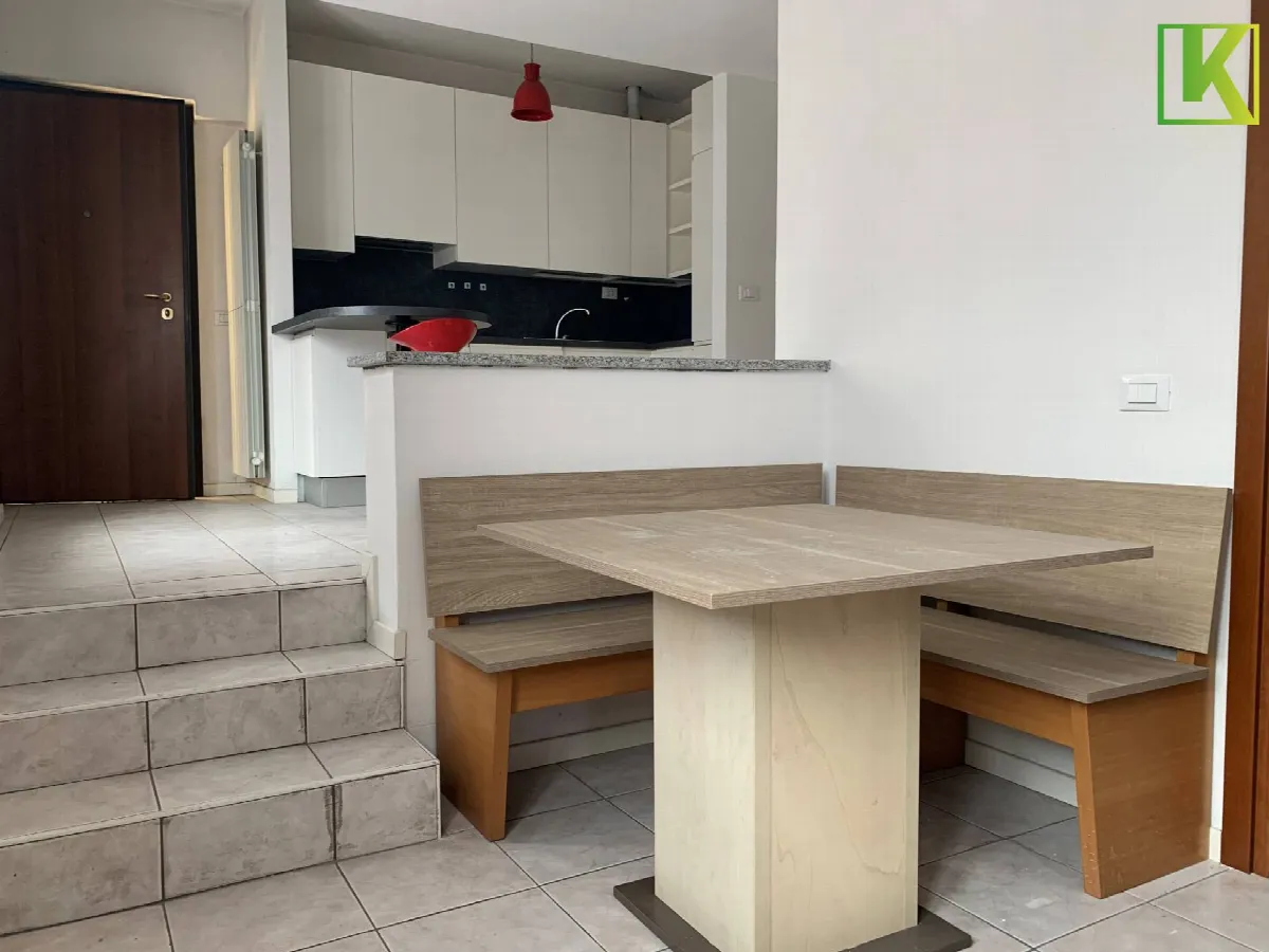 Appartamento Trilocale in vendita a Malnate, San Salvatore - foto 4