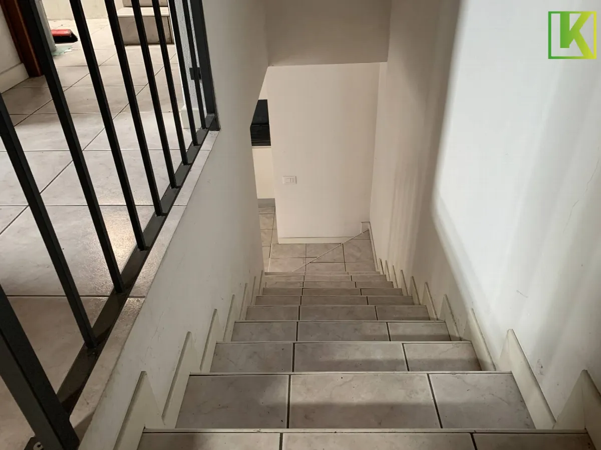 Appartamento Trilocale in vendita a Malnate, San Salvatore - foto 9