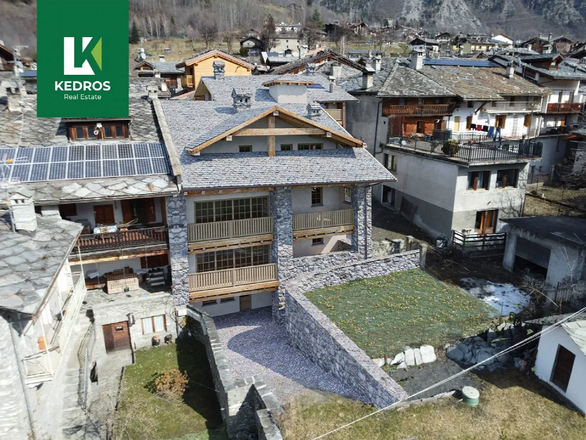 Appartamento Trilocale in vendita a La Salle - foto 1