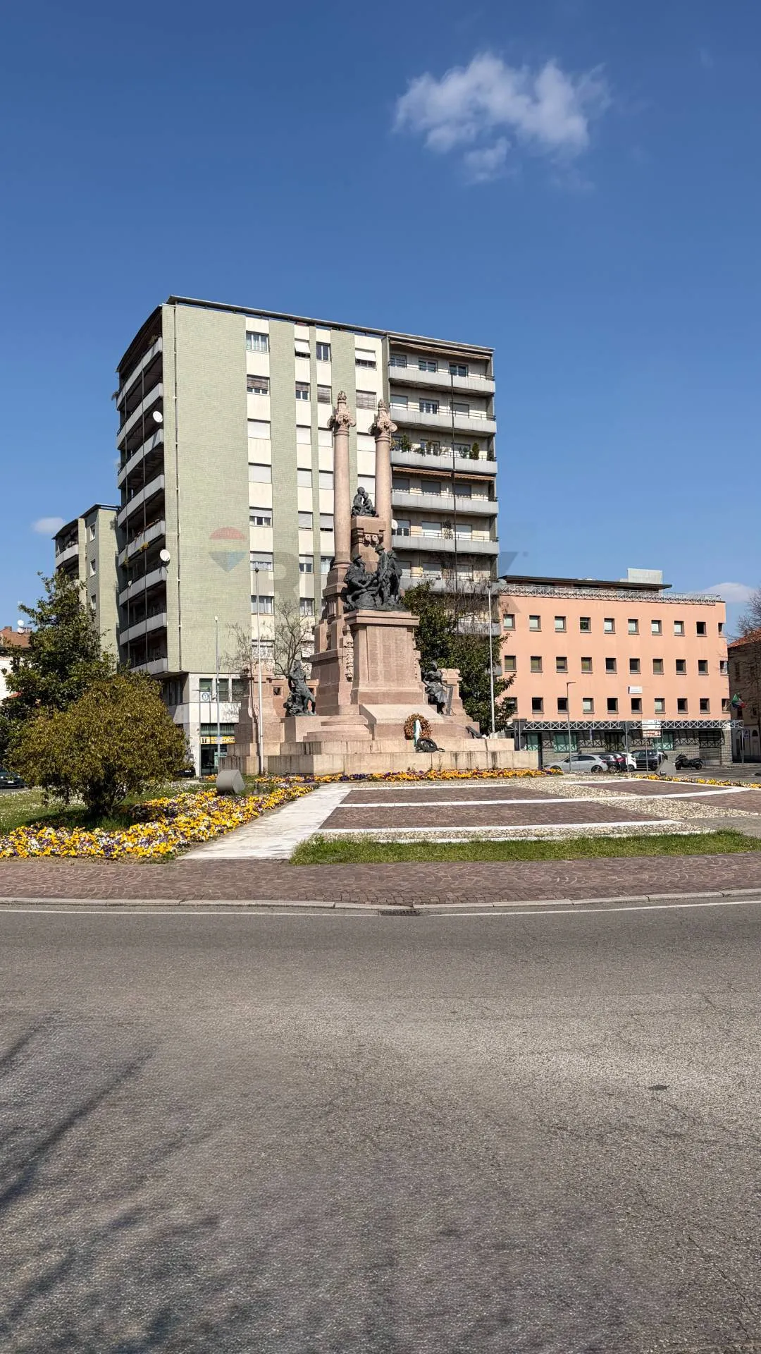 Appartamento in vendita a Gallarate, Zona Centro - foto 8