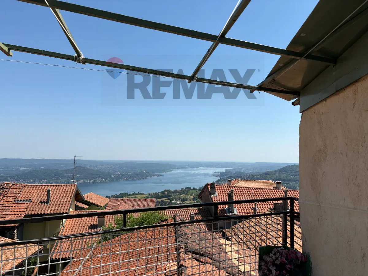 Appartamento in vendita a Nebbiuno - foto 1