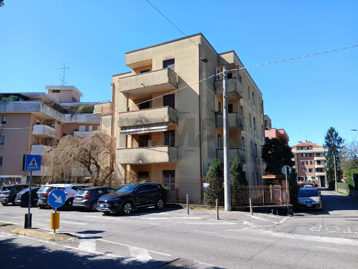 Appartamento in vendita a Cardano al Campo, Cuoricino - foto 3
