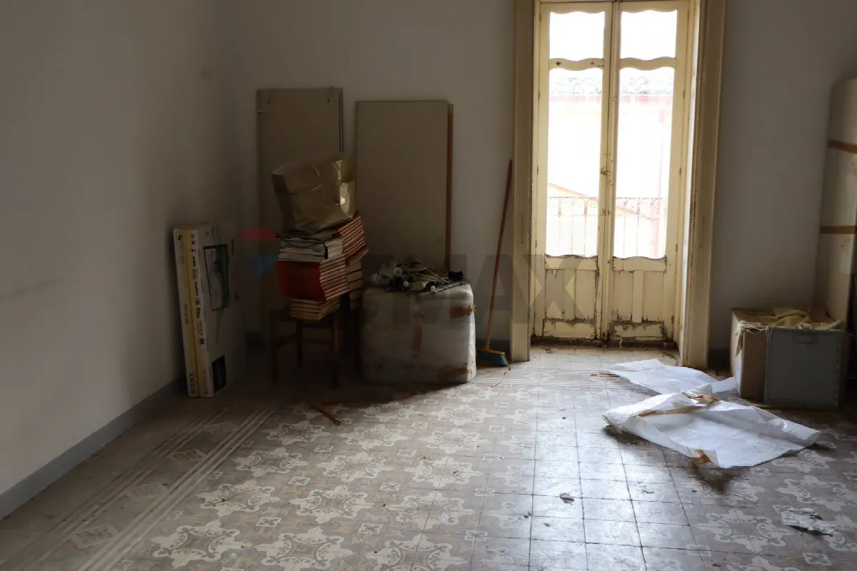 Appartamento in vendita a Ragusa, Centro - foto 2