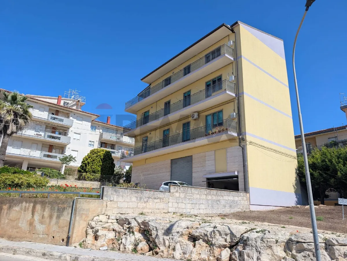 Appartamento in vendita a Ragusa, Viale Europa - foto 1