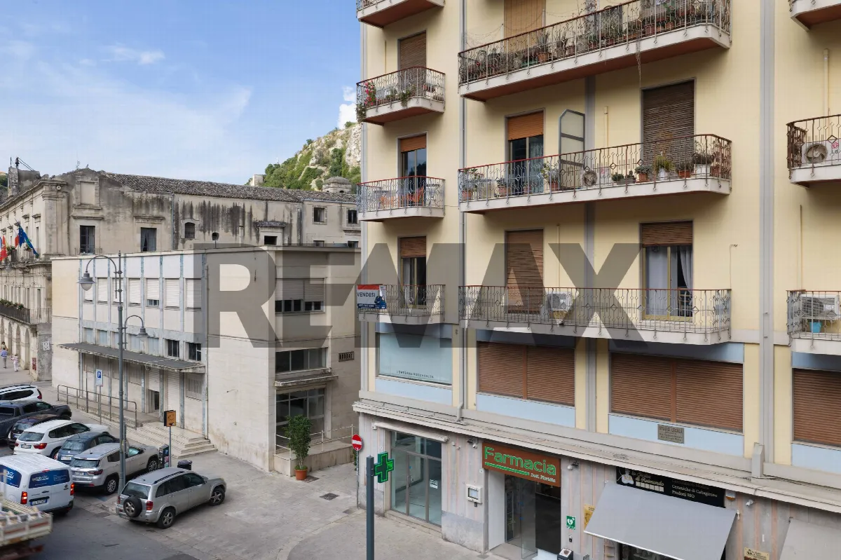 Appartamento in vendita a Modica, Modica Bassa - foto 1