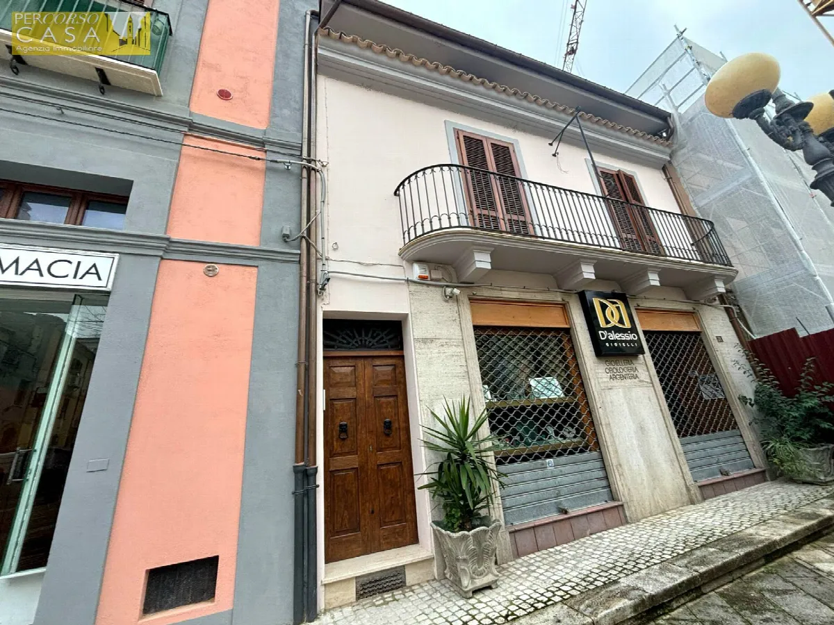 Appartamento Indipendente in vendita a Montorio al Vomano - foto 1