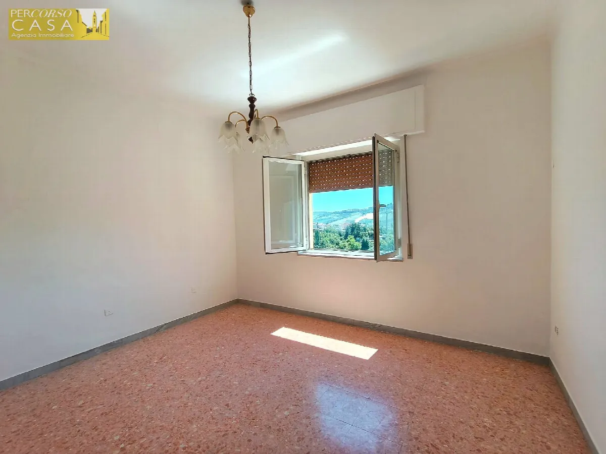 Appartamento in vendita a Teramo, Centro - foto 4