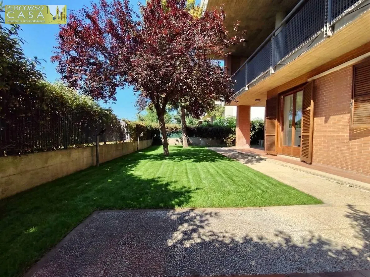 Appartamento Indipendente in vendita a Teramo, Colleparco - foto 2