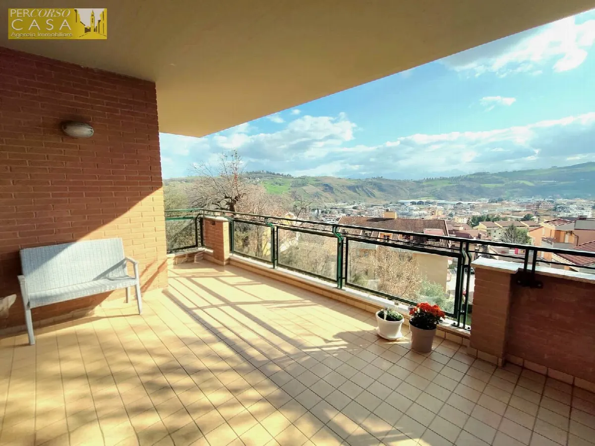 Appartamento in vendita a Teramo, Villa Mosca - foto 1