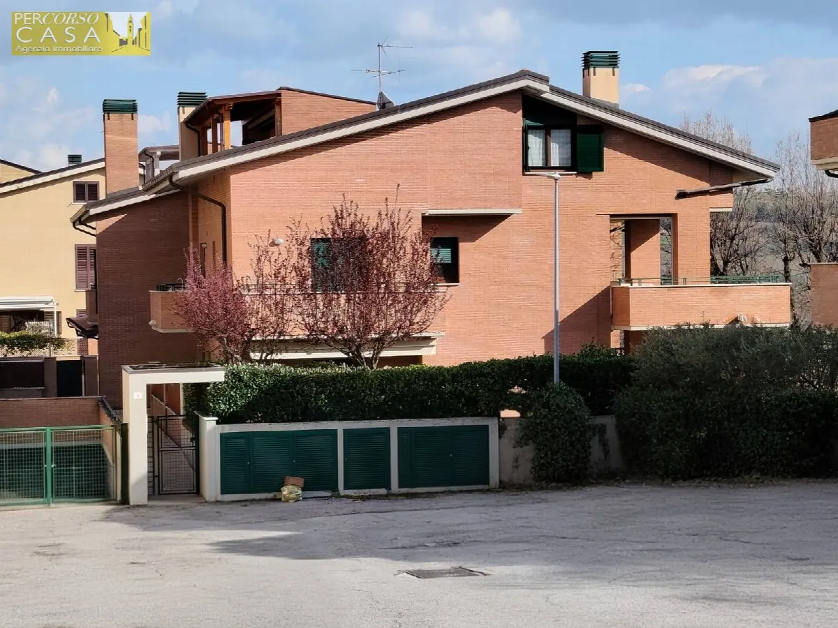 Appartamento in vendita a Teramo, Villa Mosca - foto 2