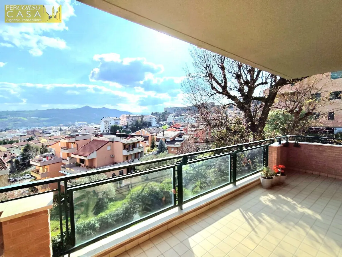 Appartamento in vendita a Teramo, Villa Mosca - foto 8