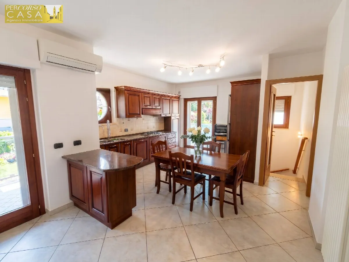 Appartamento in vendita a Teramo, Centro - foto 4