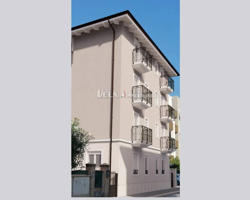 Appartamento in vendita a San Benedetto del Tronto, Piazza Mercato - foto 2