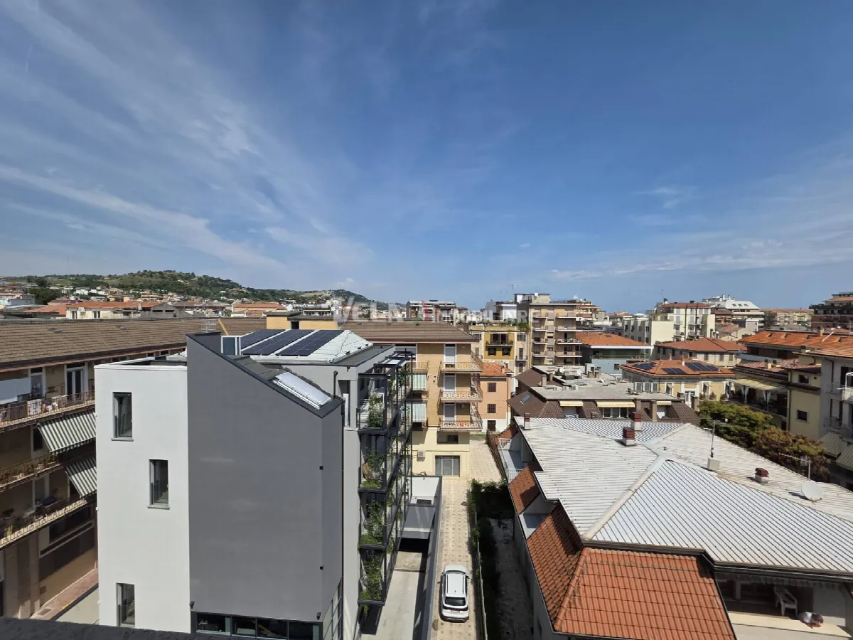 Appartamento in vendita a San Benedetto del Tronto, Centro - foto 2
