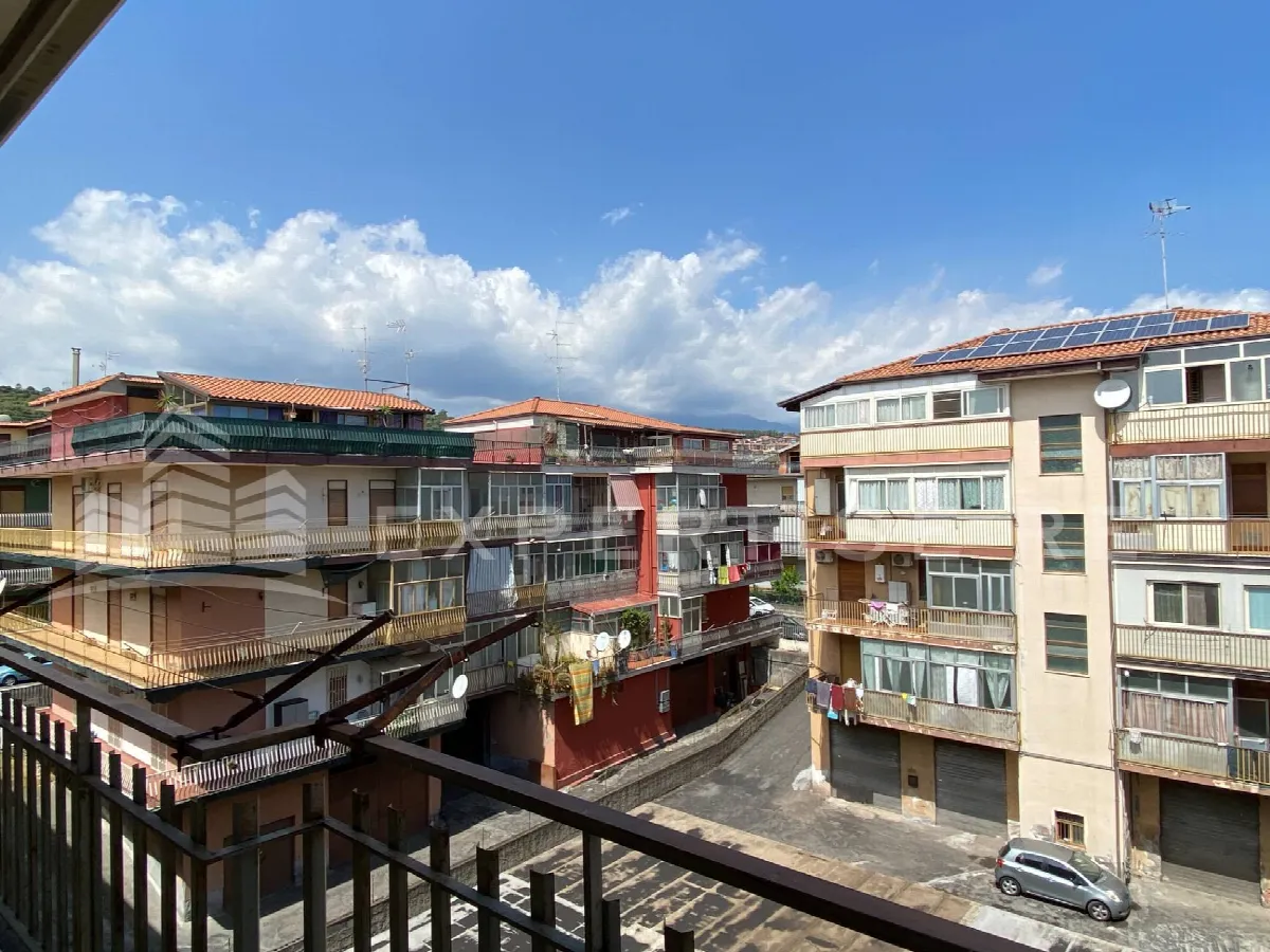 Appartamento in vendita a Aci Catena - foto 1
