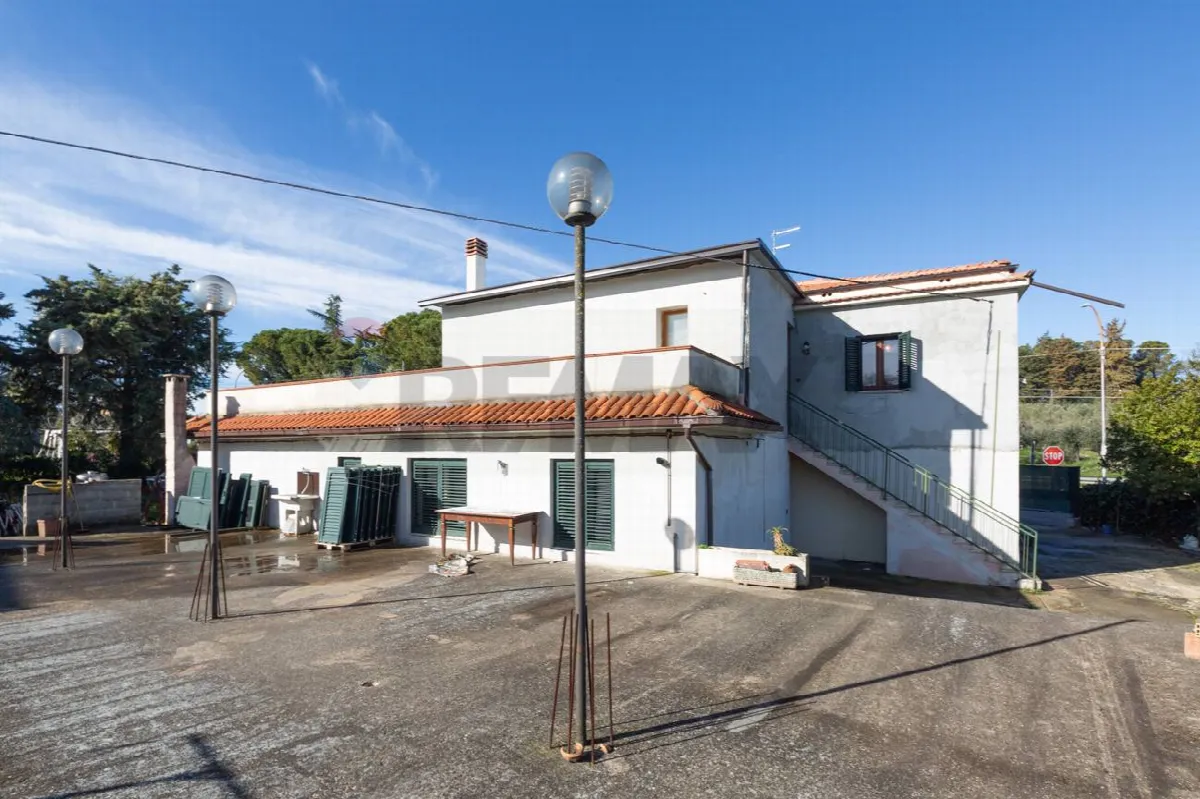Appartamento in vendita a Chieti, Periferia - foto 1