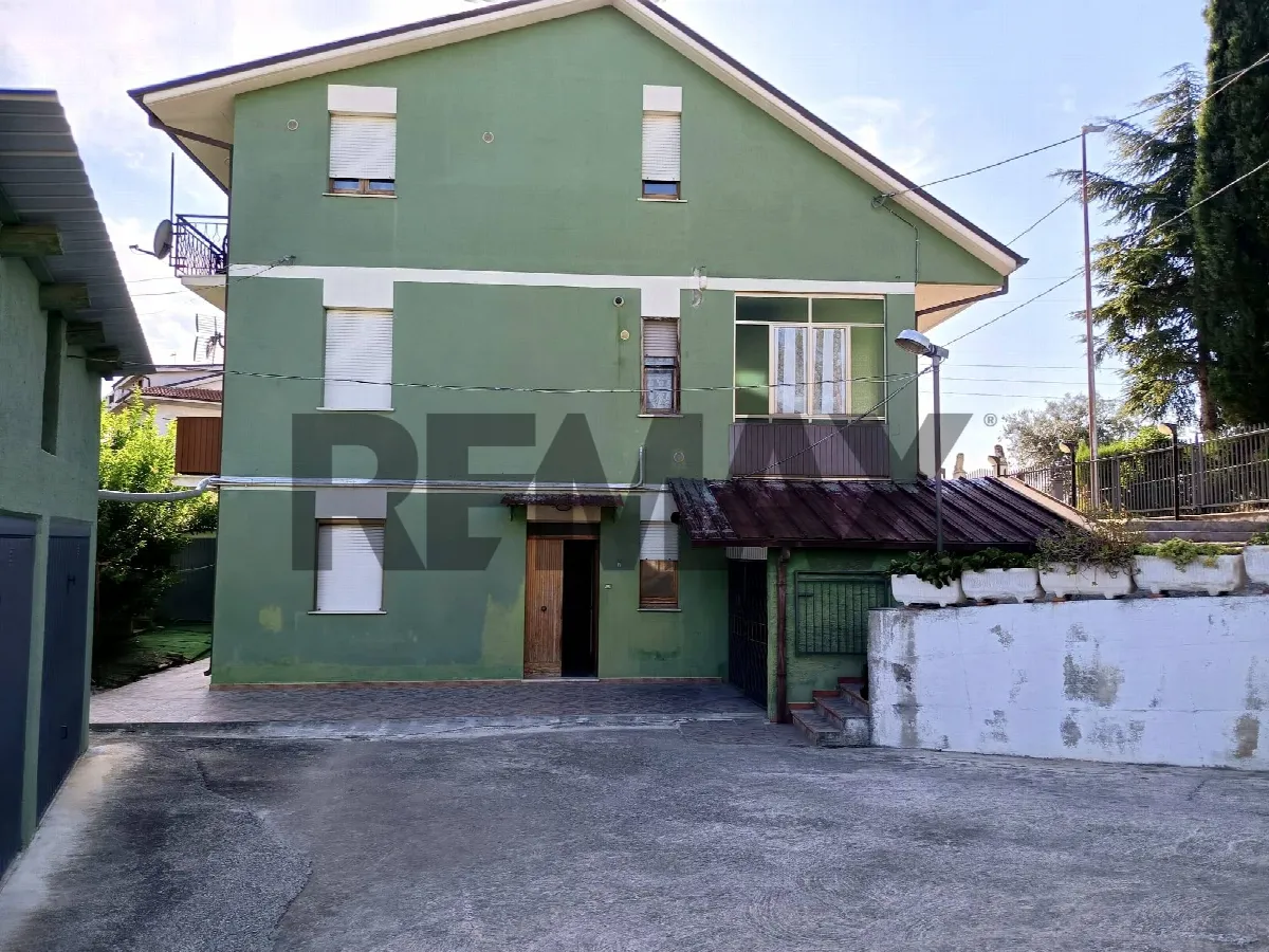 Appartamento in vendita a Chieti, Periferia - foto 1