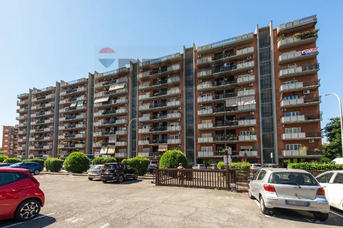 Appartamento in vendita a Roma, Tor Tre Teste - foto 1