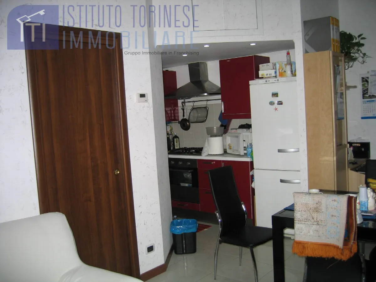 TRILOCALE in vendita a Roma, Ardeatino/Colombo/Garbatella - foto 2