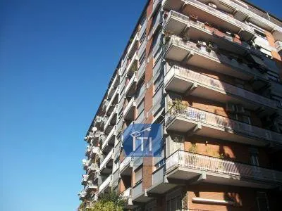 MONOLOCALE in vendita a Roma, Ardeatino/Colombo/Garbatella - foto 8