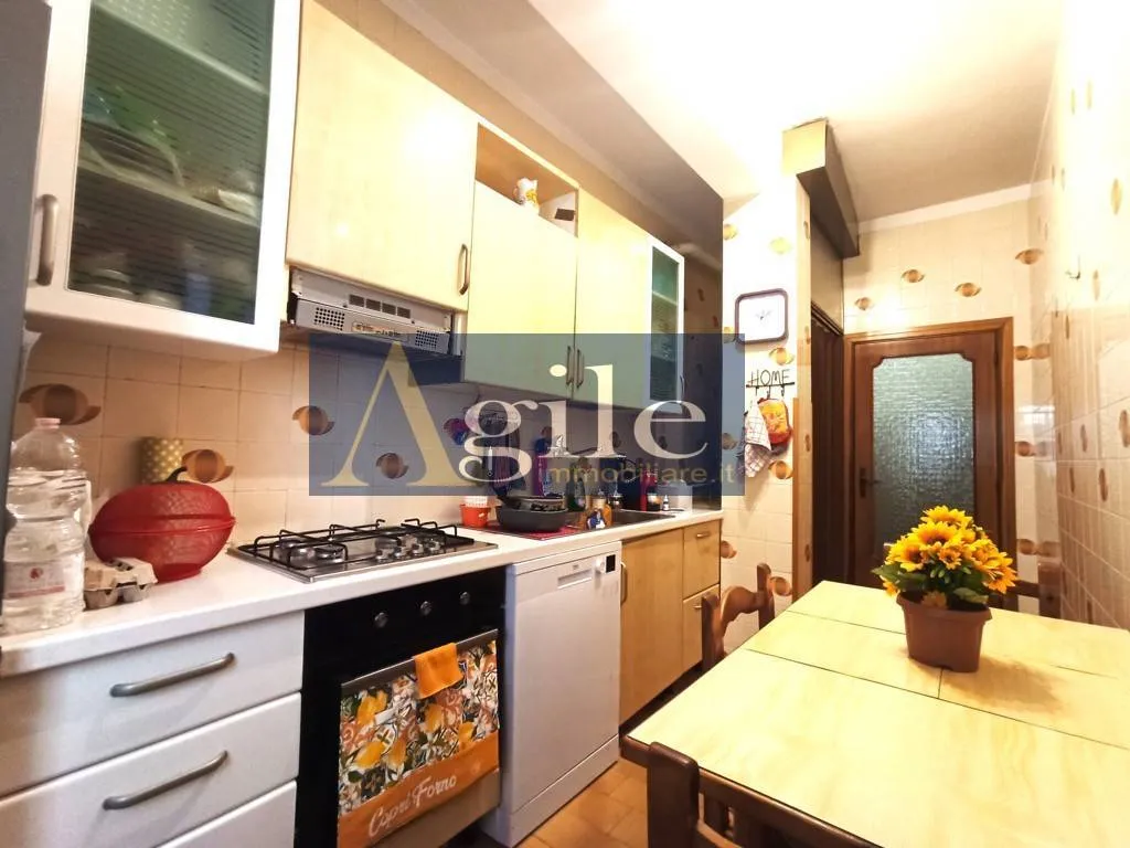 Appartamento in vendita a Alba Adriatica, Zona Mare - foto 2